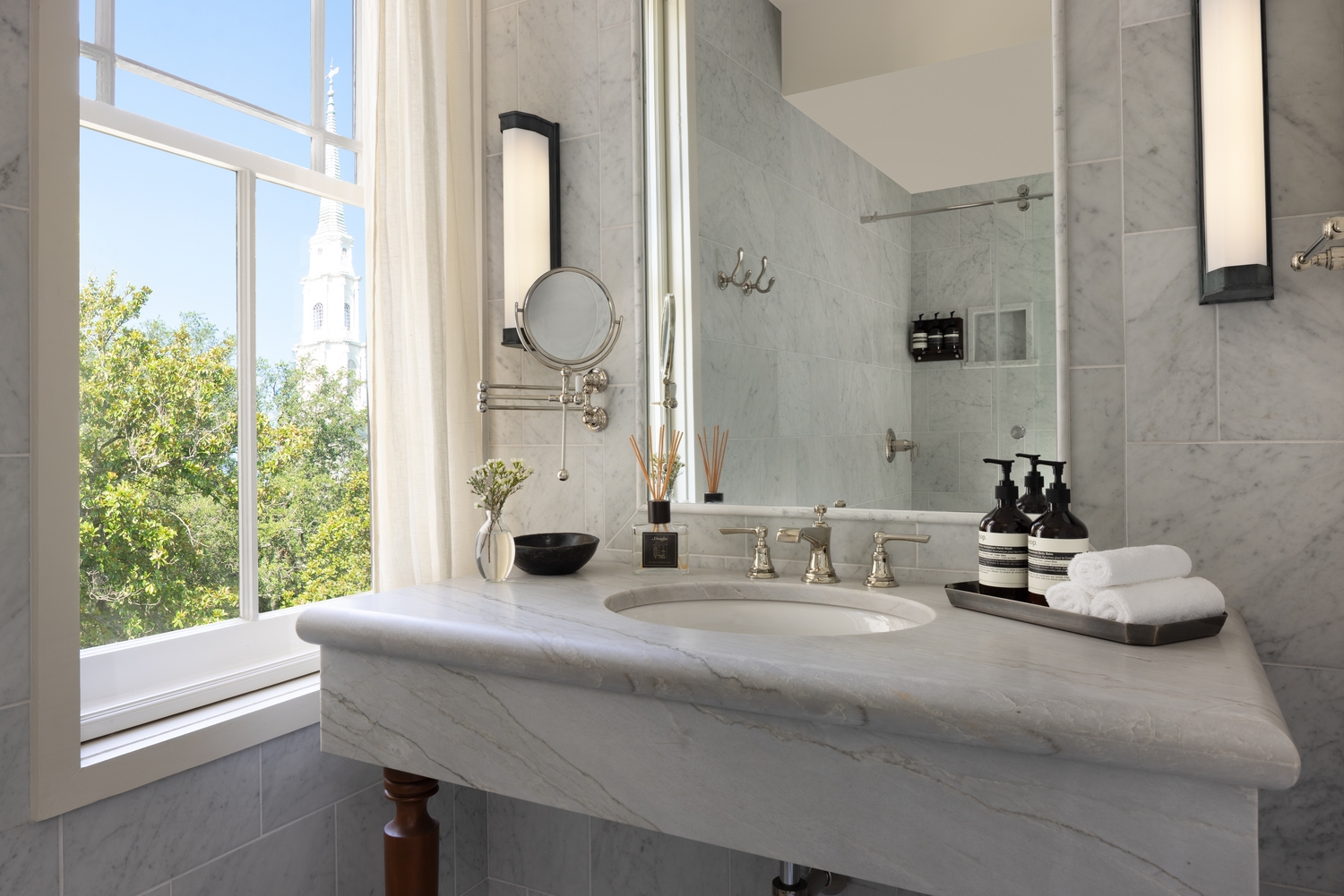 Room 16 3rd Floor Bathroom